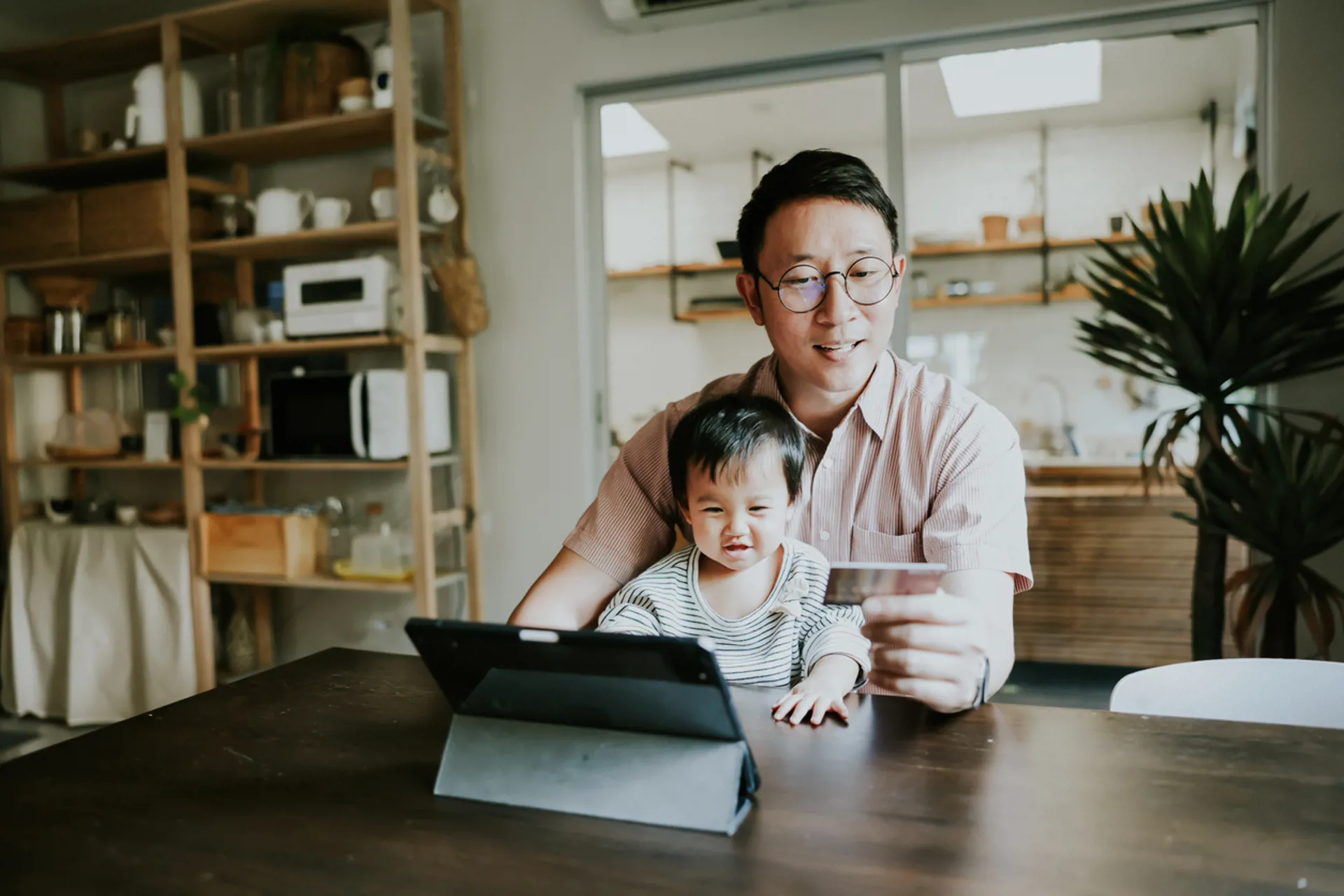 A high-yield checking account that helps you earn more