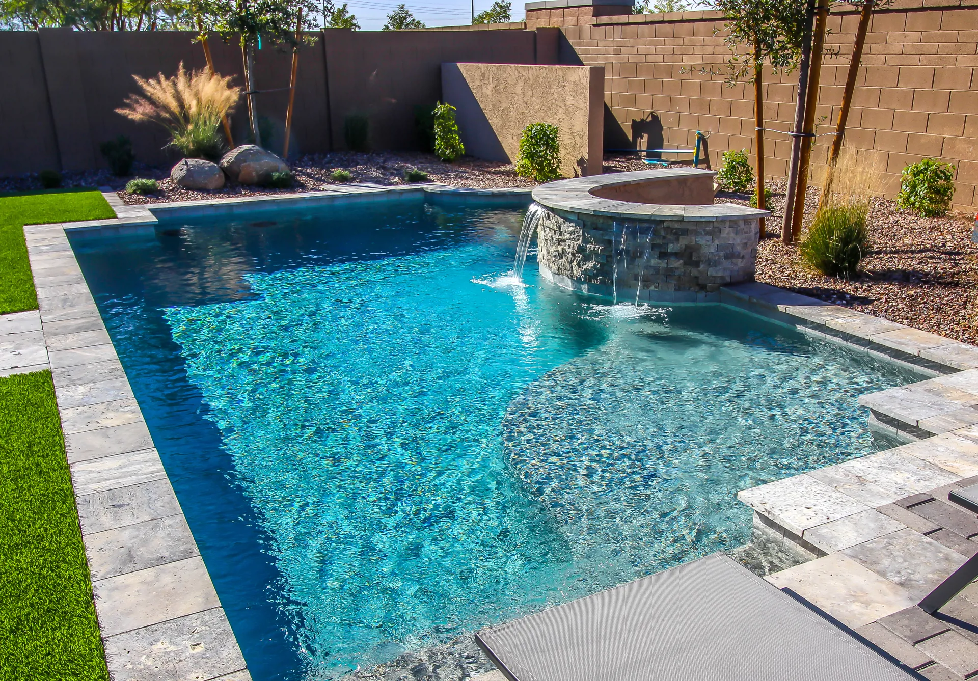 backayrd pool